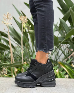 Imagen de zapatillas plataforma
