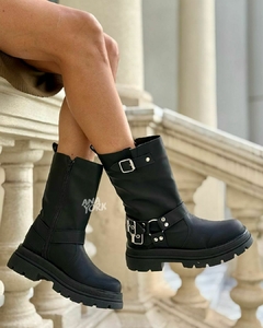 Bota caña media hebillas - comprar online