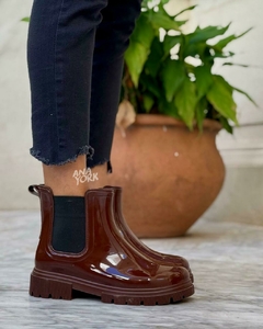 Bota de lluvia en internet