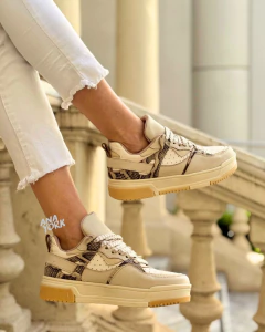 Zapatilla de cuero combinada reptil