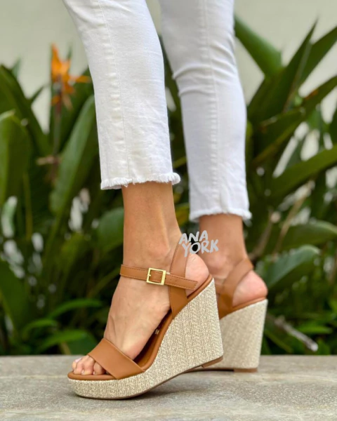 SANDALIA TACO CHINO FORRADO 1 TIRA - comprar online