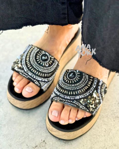 zueco capellada apliques en internet