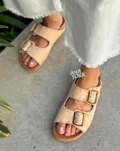 Zueco base baja detalle - ANA YORK