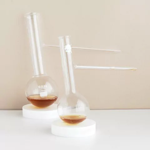 BALON DE VIDRIO DE DESTILACION 1000ML DAGON Caja x 6 unidades