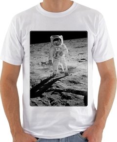Camisa Astronauta na Lua