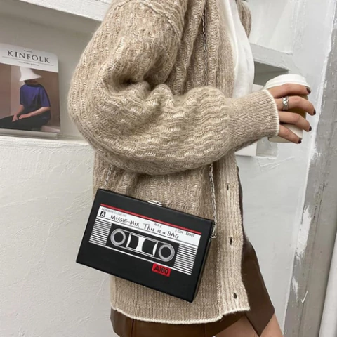 Cartera Valija Rígida Shein Importado Casette Retro Y2k - comprar online