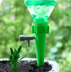 ESTACA DE GOTEO PARA PLANTAS!