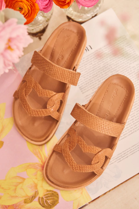 Sandalias Agnes Camel - comprar online