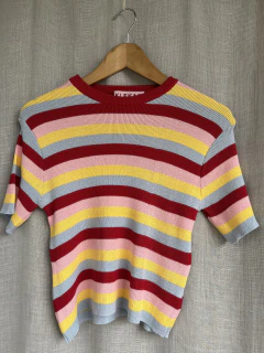 Remera Azalea con bordó