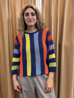 Sweater anahí. Base azul en internet