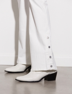 OXFORD WHITE BOTTON - MANDA MALARA