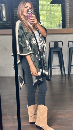 RUANA FLOWER POWER MILITAR - comprar online