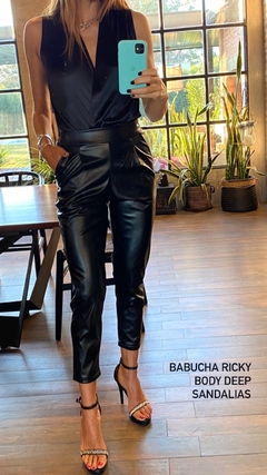 BABUCHA RICKY BLACK - comprar online