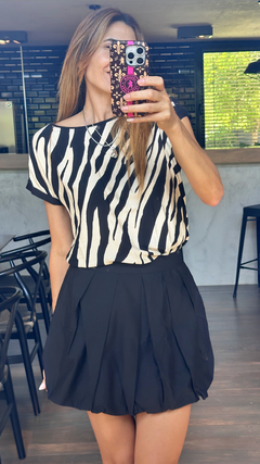 REMERA CEBRA