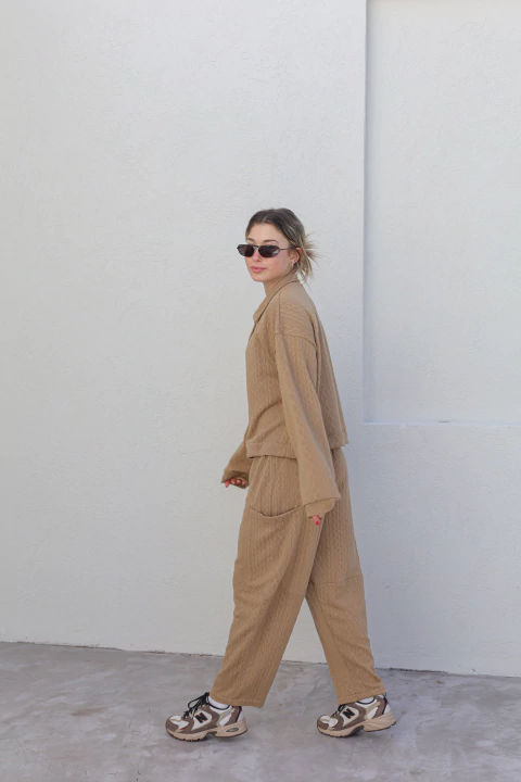 pantalón de hilo beige