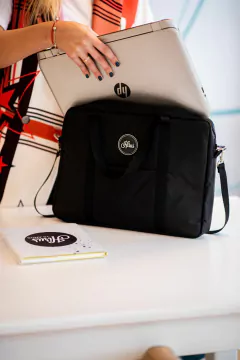 Portanotebook Negro - comprar online