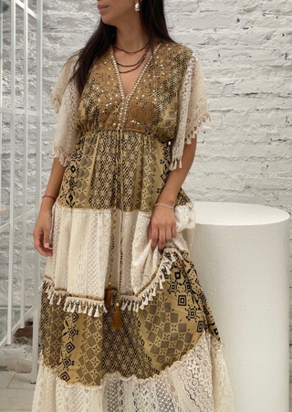 VESTIDO AMARULA en internet