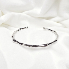 PULSERA ABIERTA PLATEADA PB20 - comprar online