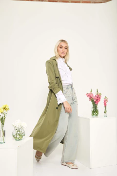 Trench Praliné verde militar - comprar online