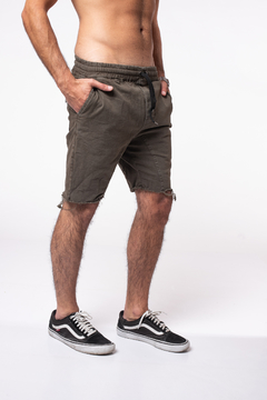 Bermuda Jogger Verde Militar en internet