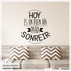 Frase40 Hoy es un buen día para sonreír