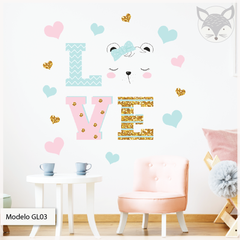 Vinilo Decorativo Infantil Osito con Letras LOVE y Brillos, Modelo GL03