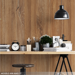 Mural de vinilo con tablones de madera en tonos miel natural, modelo MW.MAD.17