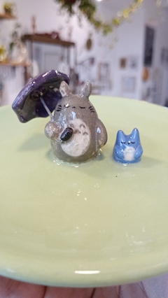 TOTORO CON PARAGUAS DESPOJADOR - comprar online