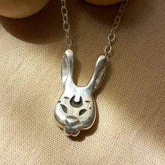 COLGANTE CONEJO GALÁCTICO PLATA 925