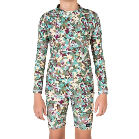 CAMISETA LARGA Y SHORT PROTECCION SOLAR UV MANCHITAS