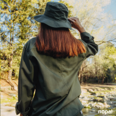 Imagen de CAMISA PROTECCIÓN UV Y ANTIDESGARRO ADULTO UNISEX. VERDE