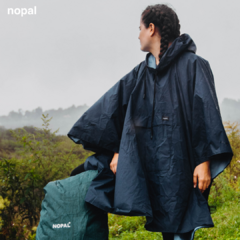 CAPA DE LLUVIA IMPERMEABLE AZUL - nopal
