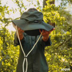 GORRO AUSTRALIANO CON PROTECCIÓN SOLAR UV VERDE