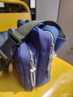 Riñonera Grande Azul en internet