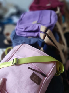 Bolso lona chico rosa - un pez soluble