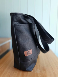 Bolso de cuerina negro en internet