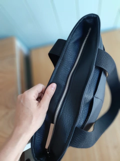 Imagen de Bolso de cuerina negro