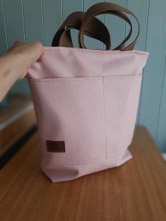Bolso de cuerina rosa