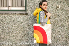 Bolso estampado arcoiris