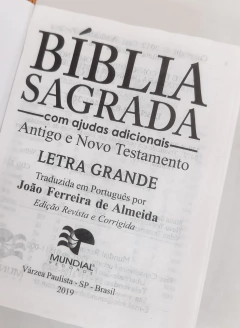 Bíblia capa dura especial com harpa média - leão cruz na internet