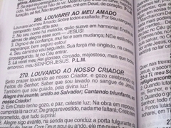 Harpa de Davi grande - capa brochura corações - Mundial Records Editora