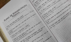Bíblia letra hipergigante com harpa - capa com zíper preta na internet