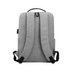 MOCHILA 15.6" 40x29x10cm x3 BOLSILLOS EXT C/USB - Bumper Celulares y Accesorios