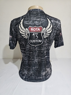 CAMISETA ROTA 13 SKULL I na internet