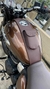 PROTETOR DE TANQUE COM BOLSO EM COURO NATURAL ROYAL ENFIELD MODELOS - comprar online