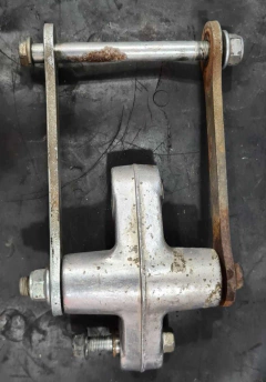 LINK DA SUAPENSÃO TRASEIRA SUZUKI BOULEVARD M800