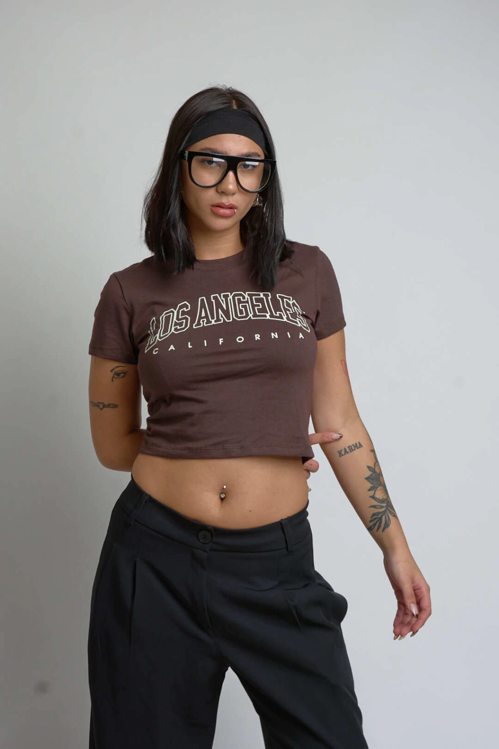 REMERA CALIFORNIA MARRON