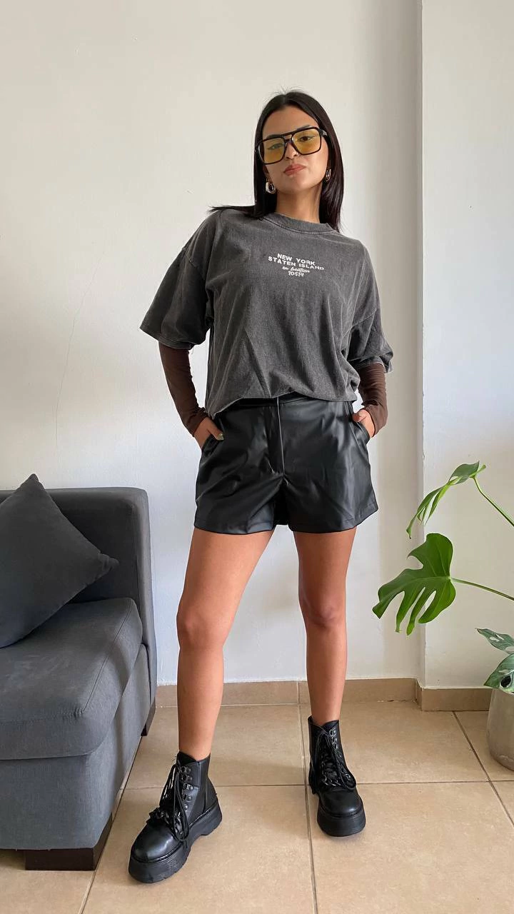SHORT REGGI