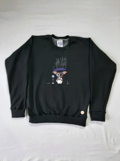 Buzo Cuello Redondo Gizmo Totoro - comprar online