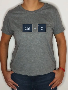 Ctrl + z Mujer Penny en internet